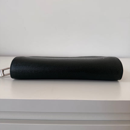 Pochette Louis Vuitton Baikal Taïga Vert foncé