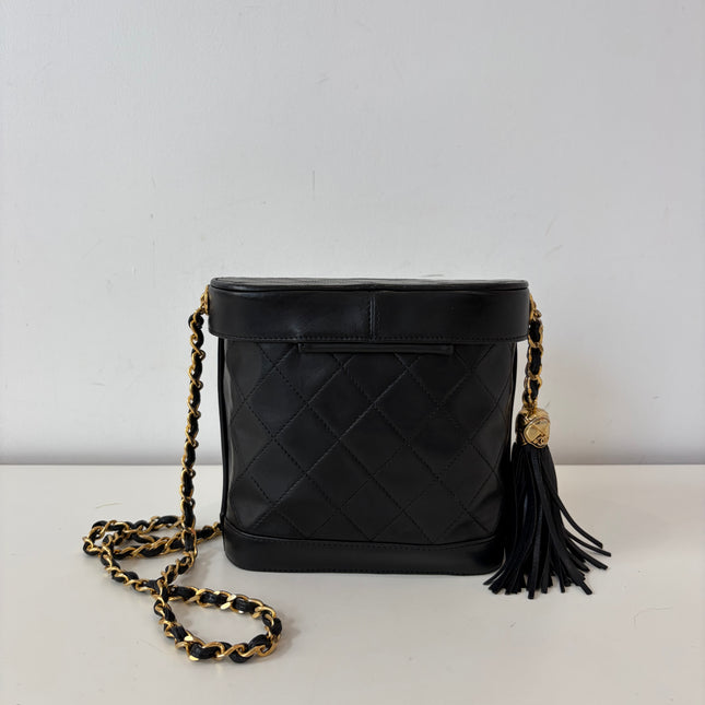 Sac Chanel Vanity bandoulière Tassel noir