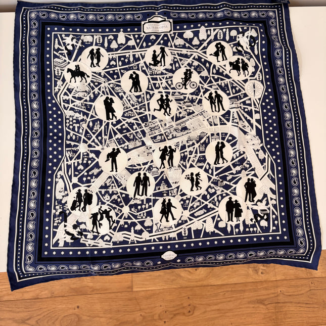 Carré hermès Les Amoureux de Paris 50 cm
