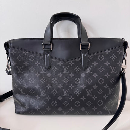 Sac Louis Vuitton Explorer Éclipse Monogram