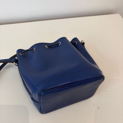Sac Louis Vuitton Nano Noé Cuir Épi Marine