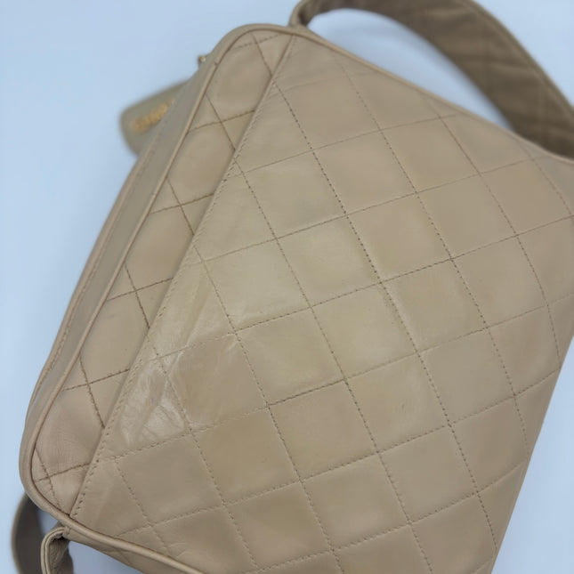 Sac Chanel caméra vintage beige