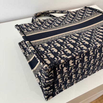 Sac Dior Book Tote Medium
