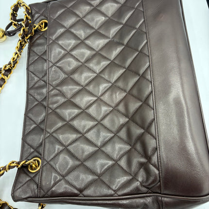 Sac Chanel shopping chocolat
