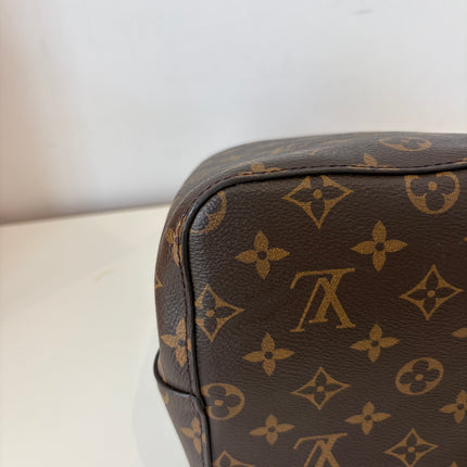 Sac Louis Vuitton Neo Noé Monogram Fushia MM