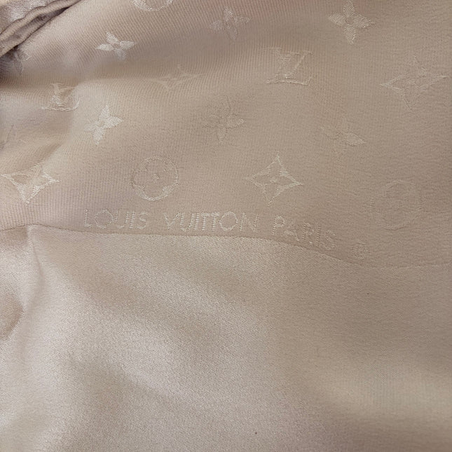 Carré de soie Louis Vuitton beige  Monogram