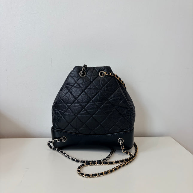 Sac à dos Chanel Gabrielle cuir noir