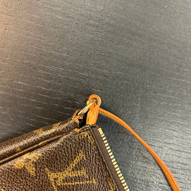 Pochette accessoires Louis Vuitton