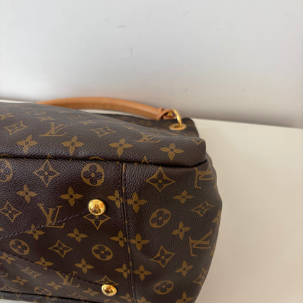 Sac Louis Vuitton Artsy Mm