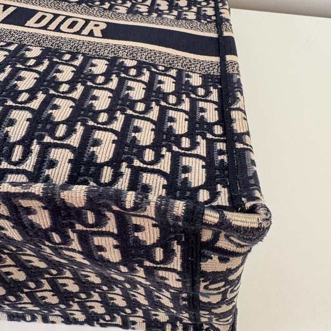 Sac Dior Tote book large