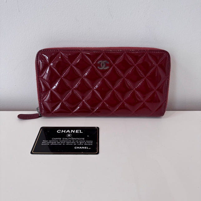 Portefeuille Chanel long vernis