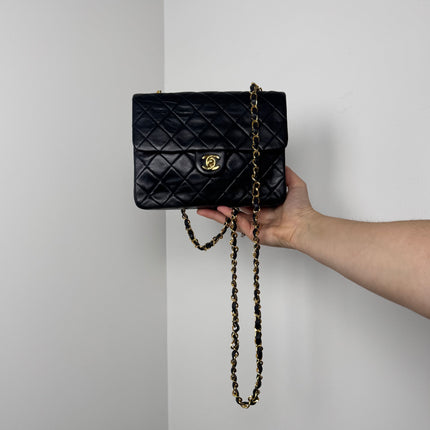 Sac Chanel Timeless vintage 20cm marine