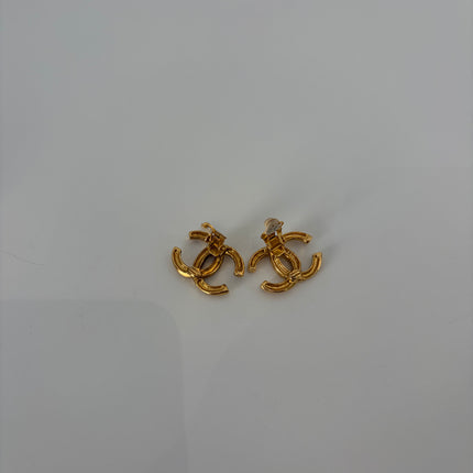 Boucles d'oreilles Chanel CC à clips