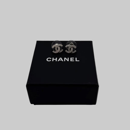 Puces d’oreilles Chanel Strass