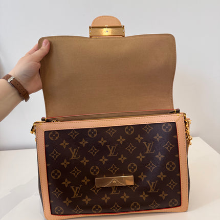 Sac Louis Vuitton Dauphine Soft GM