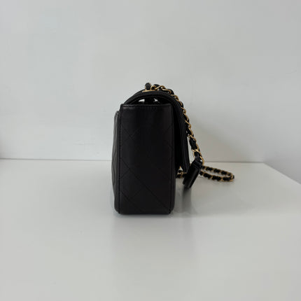 Sac Chanel rabat simple cc élégant medium