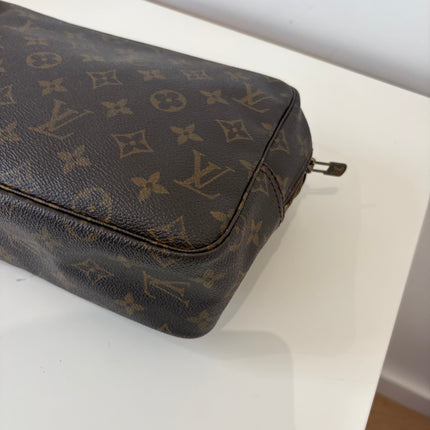Trousse de toilette 28 Louis Vuitton