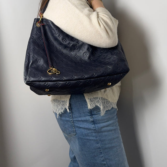 Sac Louis Vuitton Artsy Mm
