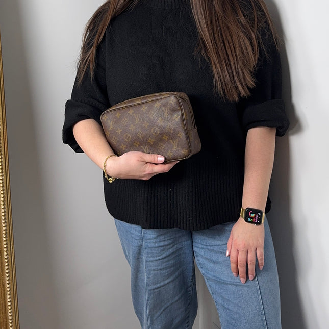 Trousse de toilette 23cm Louis Vuitton