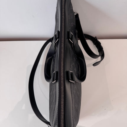 Sac Louis Vuitton Explorer Éclipse Monogram