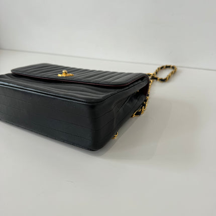 Sac Chanel fermoir circle bandoulière noir