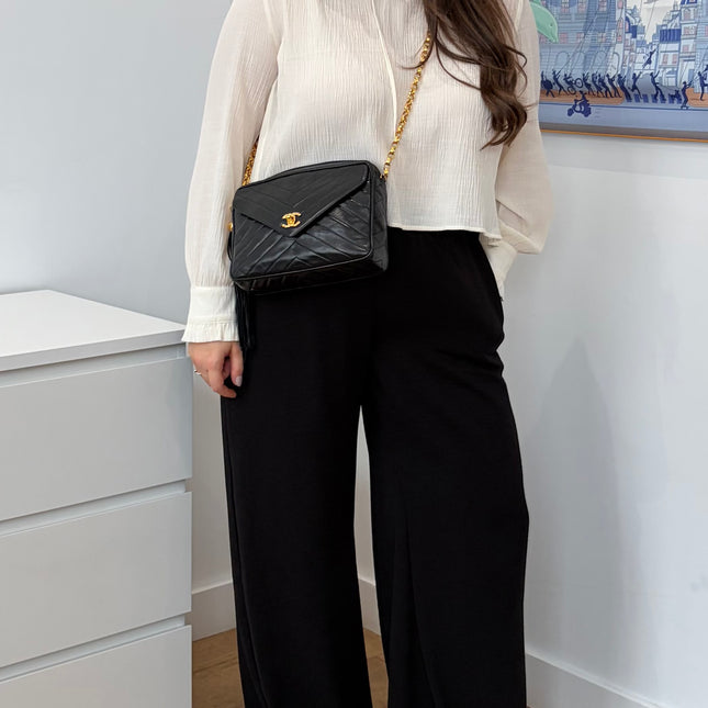 Sac Chanel Caméra Chevrons noir