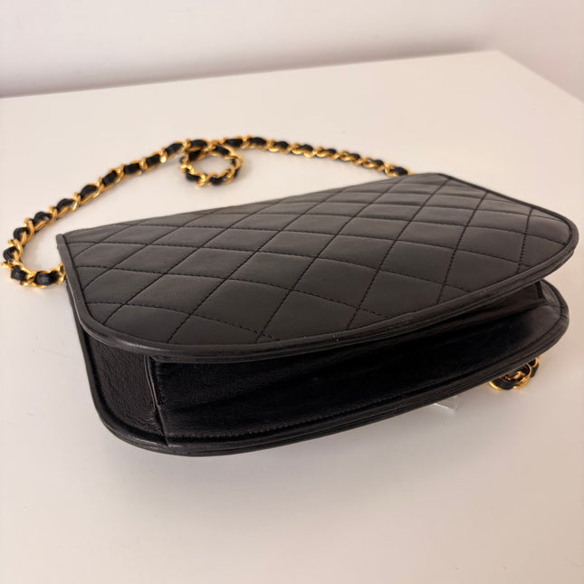 Sac Chanel Demie lune vintage