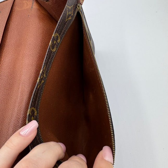 Pochette vintage Louis Vuitton