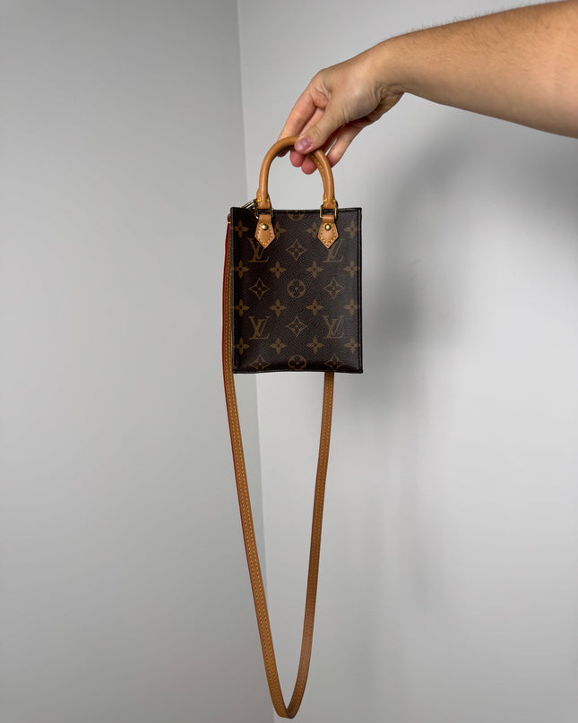 Mini sac plat Louis Vuitton Monogram