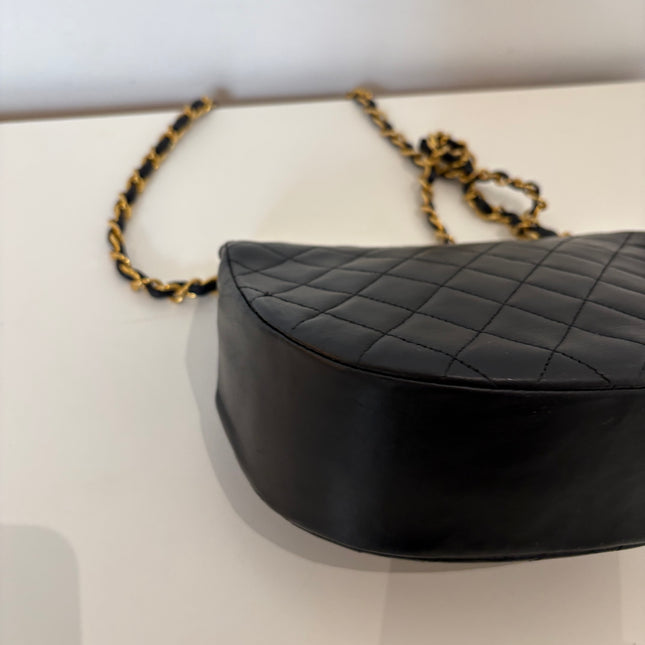 Sac Chanel Demi lune vintage