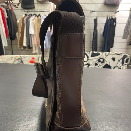 Sacoche Bastille Damier Louis Vuitton