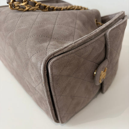 Petit Sac Chanel 25 gris en suede