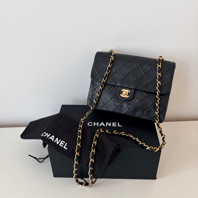 Sac Chanel mini Square Timeless Noir