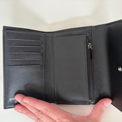 Portefeuille Chanel Boy à rabat