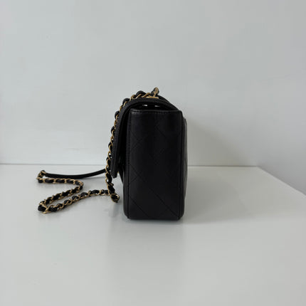 Sac Chanel rabat simple cc élégant medium