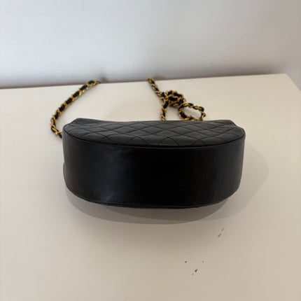 Sac Chanel Demi lune vintage