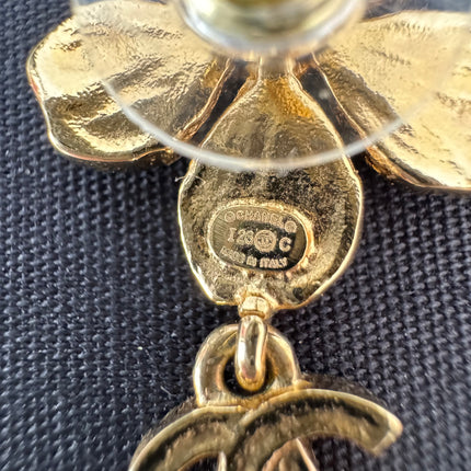 Boucles d’oreilles Chanel pendantes