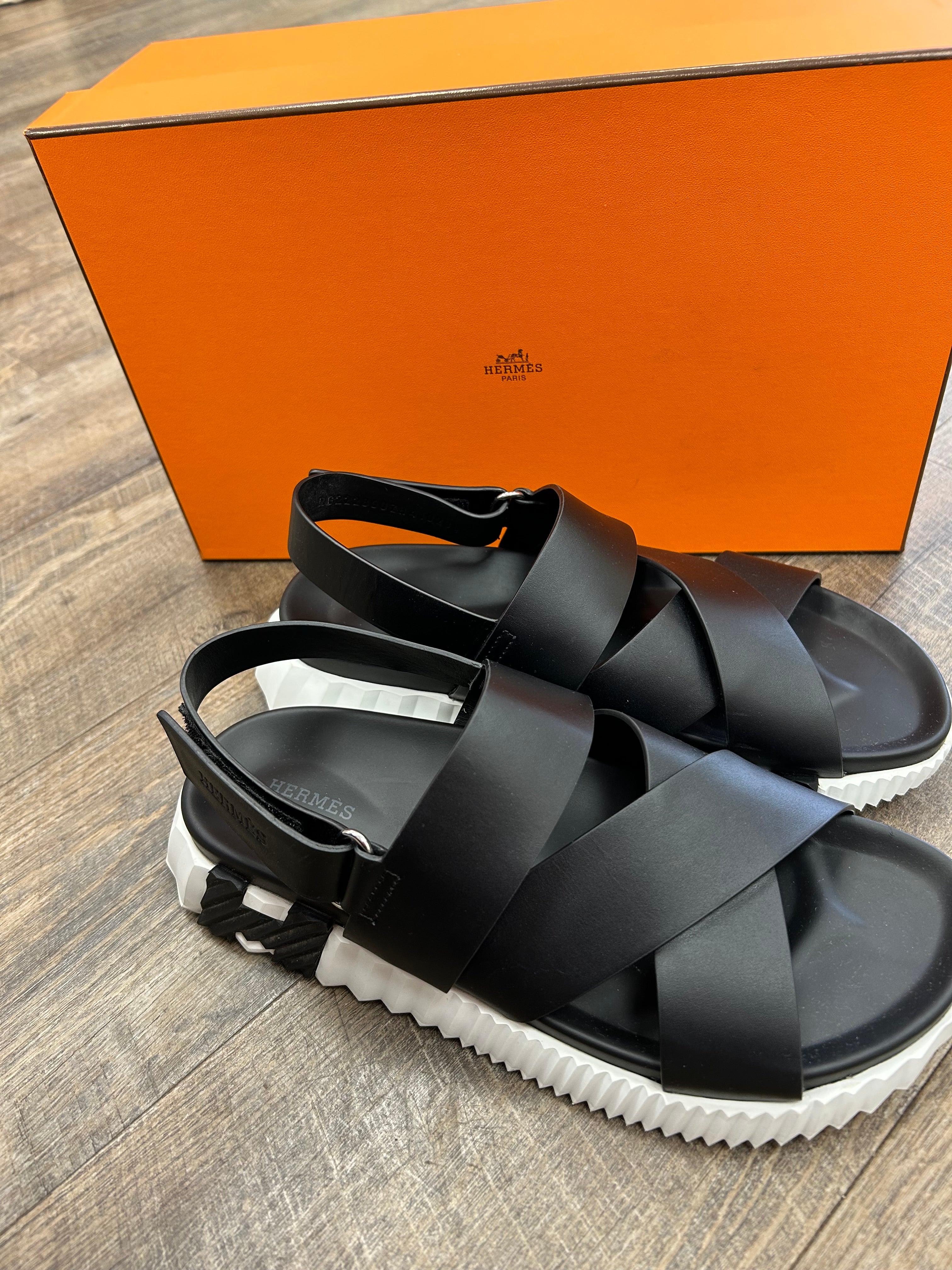 Sandales Electric Hermes T41 - Main Image