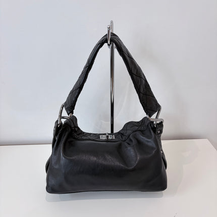 Sac Chanel épaule souple noir fermoir 2.55