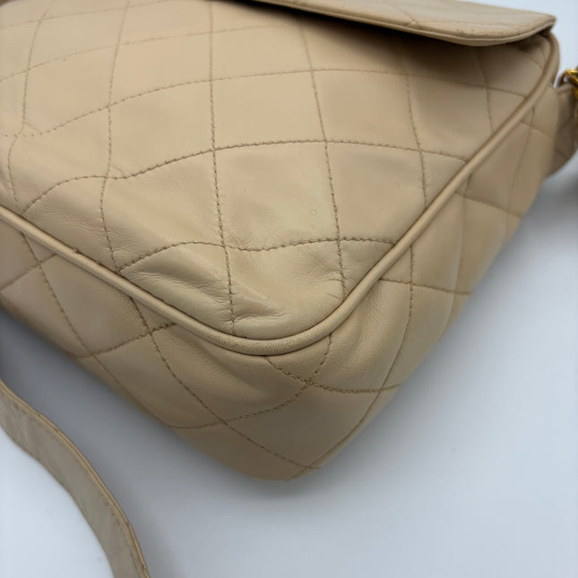Sac Chanel caméra vintage beige