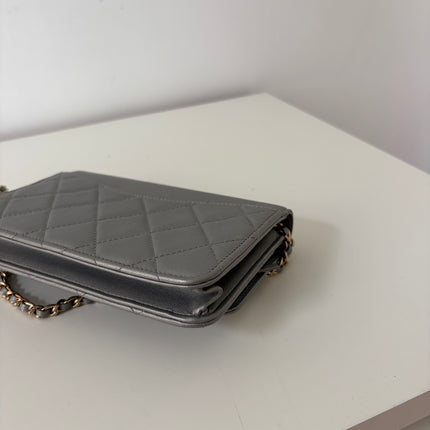 Sac Chanel Wallet on chain Gris argent