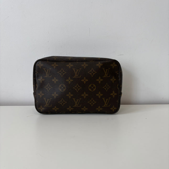 Trousse de toilette Louis Vuitton 23cm