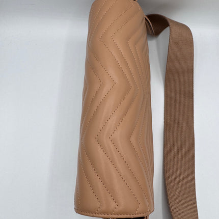 Sac Gucci GG Marmont matelassé beige