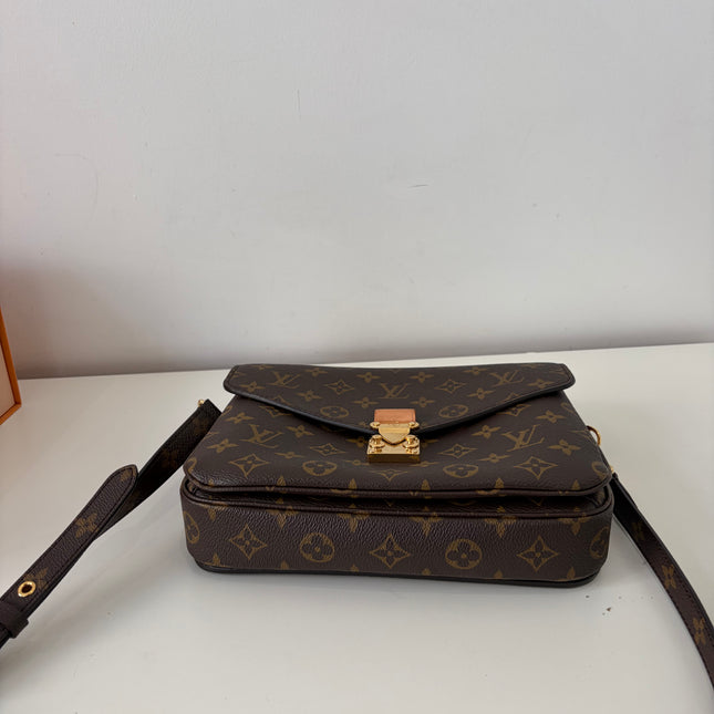 Sac Pochette Louis Vuitton Métis Monogram