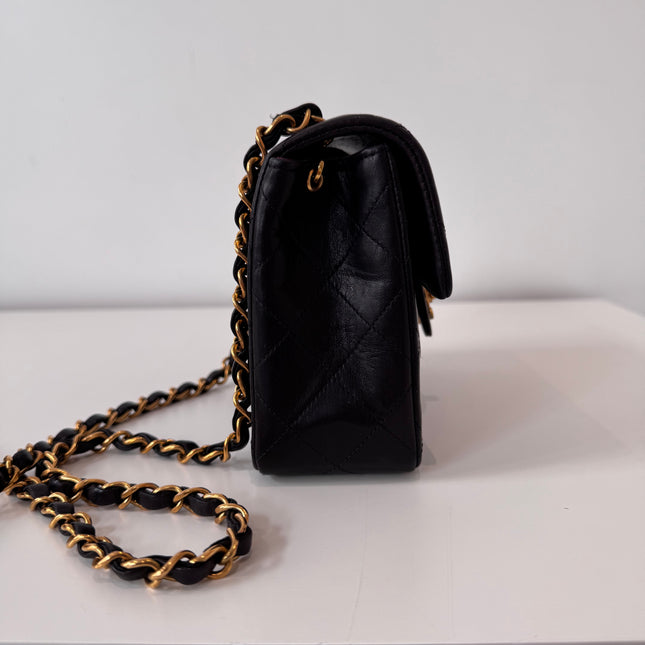 Sac Chanel Mini Square Timeless Noir