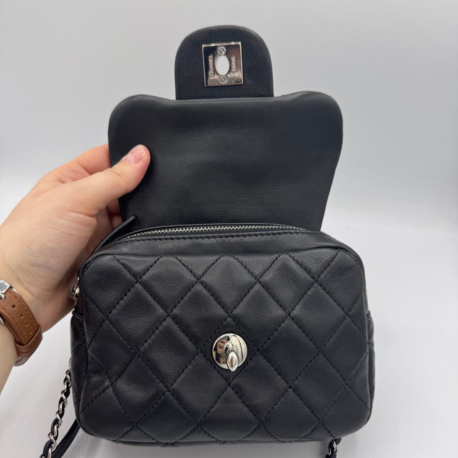 Sac Chanel mini double noir