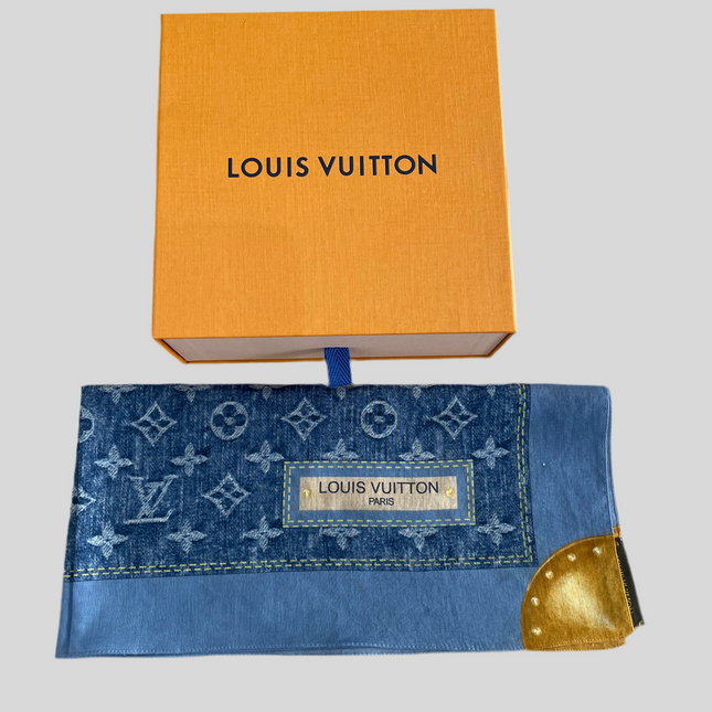 Carré Louis Vuitton 56cm
