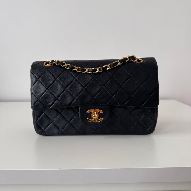 Sac Chanel Timeless 23cm Vintage noir