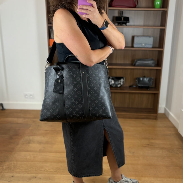 Sac Weekend NM Louis Vuitton monogramme éclipse