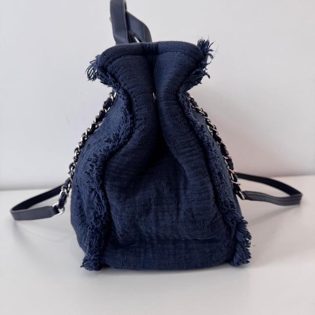 Cabas Chanel Deauville navy blue